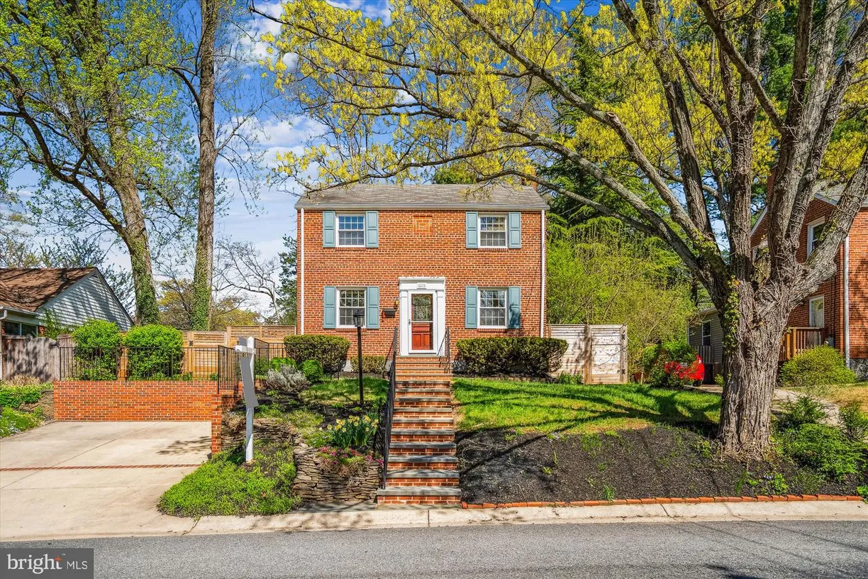 Washington Metro Area Real Estate | View 10115 Tenbrook Dr | 3 Beds, 2 Baths