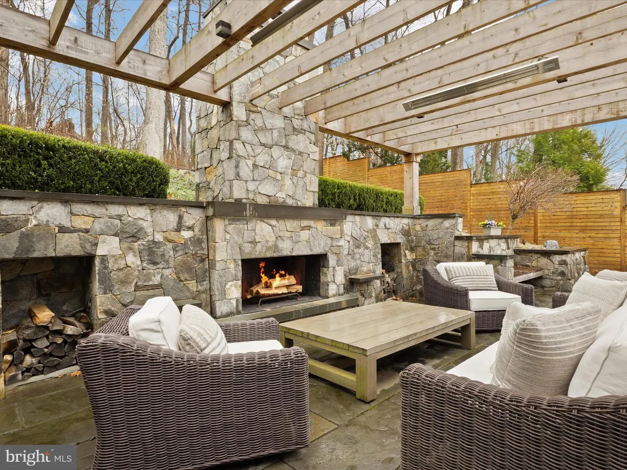 Washington Metro Area Real Estate | View 6307 Crathie Ln | 5 Beds, 4 Baths