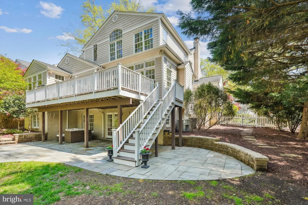 Washington Metro Area Real Estate | View 9608 Parkwood Dr | 5 Beds, 3 Baths