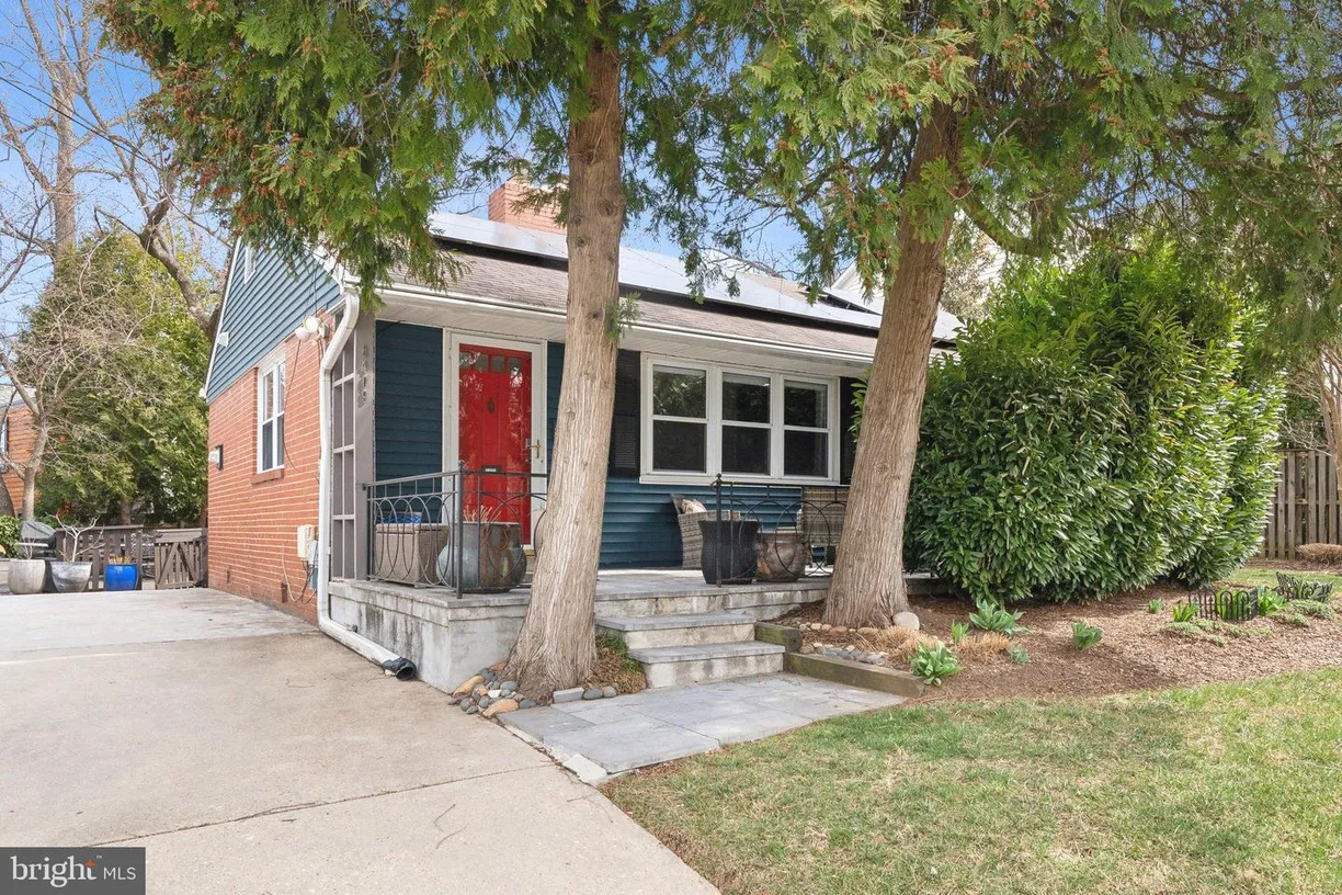 Washington Metro Area Real Estate | View 8409 Old Georgetown Rd | Listing