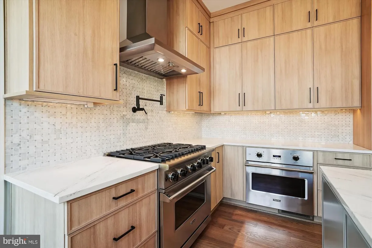 Washington Metro Area Real Estate | View 10306 Greenfield St | Listing
