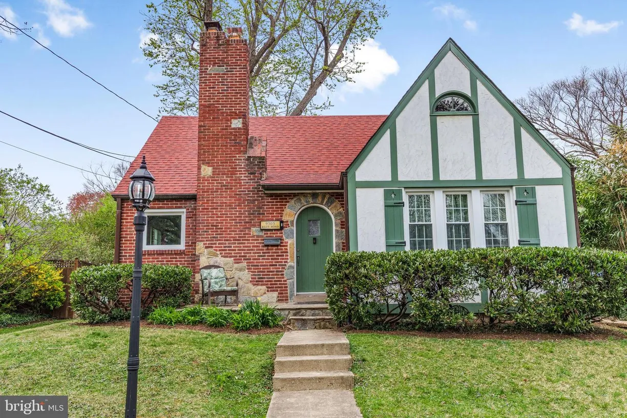 Washington Metro Area Real Estate | View 9505 Riley Rd | 4 Beds, 2 Baths