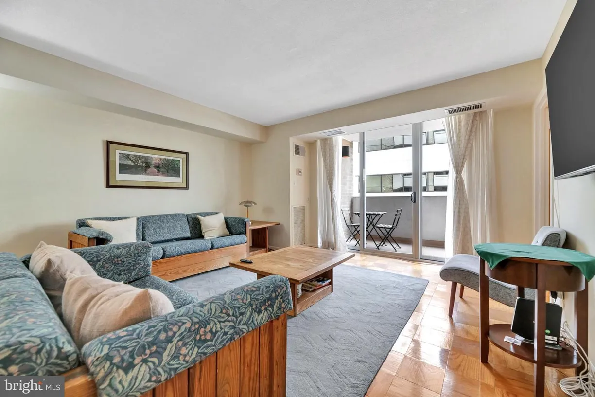 Washington Metro Area Real Estate | View 4601 N Park Ave, 616 | Listing