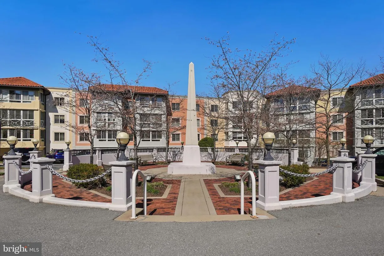 Washington Metro Area Real Estate | View 14801 Pennfield Cir, 306 | 2 Beds, 2 Baths