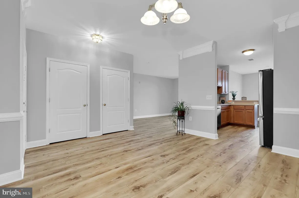 Washington Metro Area Real Estate | View 503 King Farm Blvd, 306 | Listing