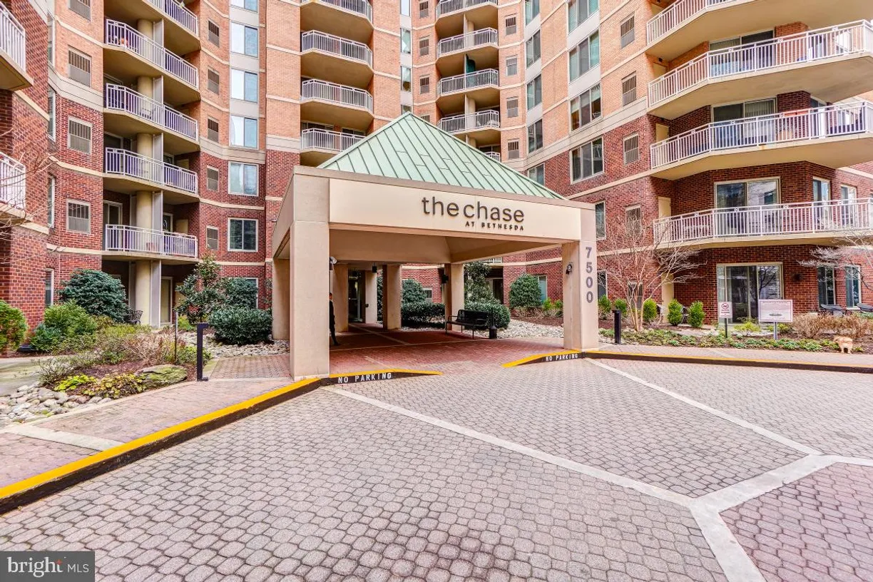Washington Metro Area Real Estate | View 7500 Woodmont Ave, s703 | 1 Bed