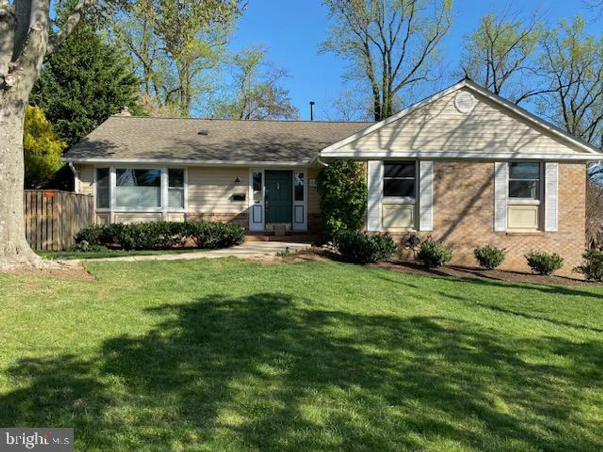 Washington Metro Area Real Estate | View 8412 Buckhannon Dr | 5 Beds, 3 Baths