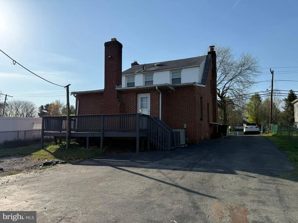 Washington Metro Area Real Estate | View 13769 Travilah Rd | 2 Beds
