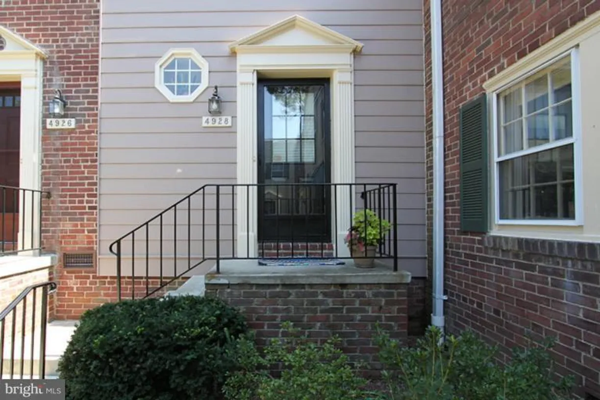 Washington Metro Area Real Estate | View 4928 Bradley Blvd, 241 | 3 Beds, 2 Baths