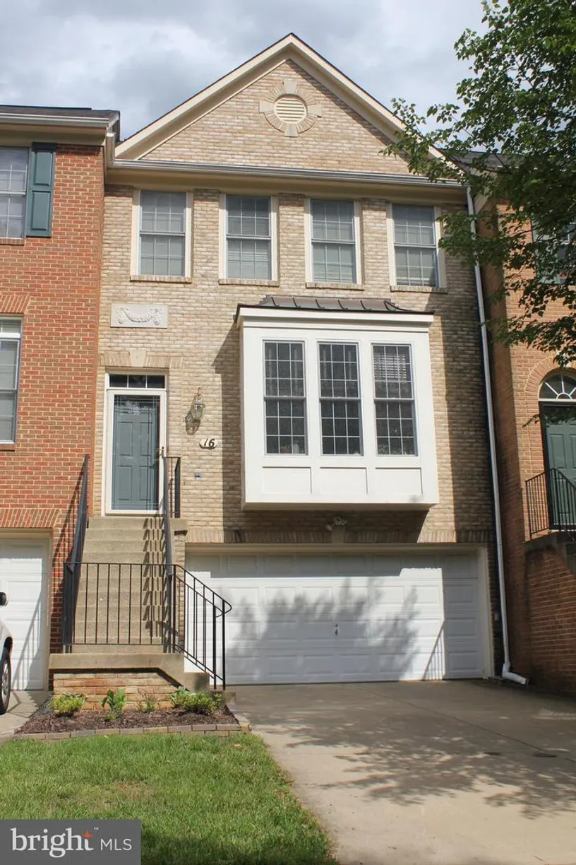 Washington Metro Area Real Estate | View 16 Calabash Ct | 4 Beds