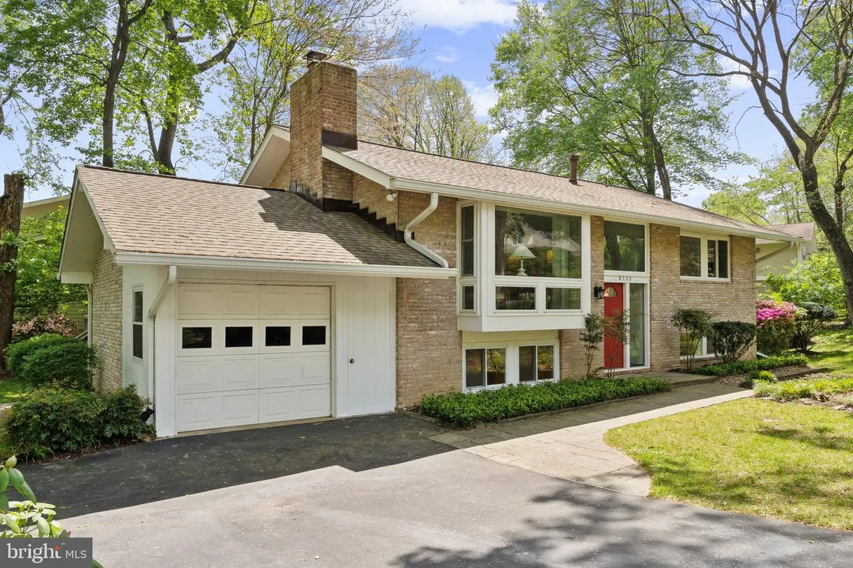 Washington Metro Area Real Estate | View 8300 Tomlinson Ave | 5 Beds, 3 Baths