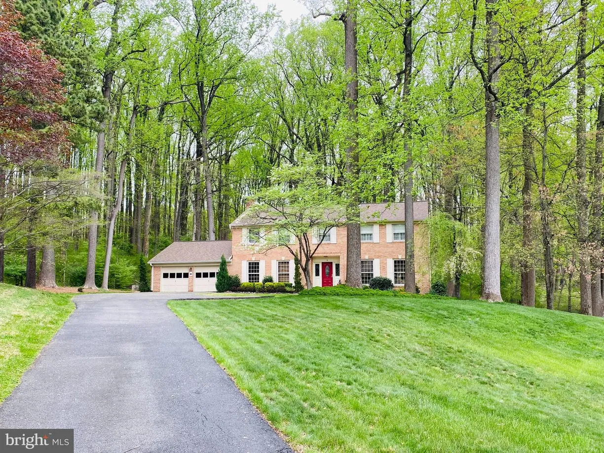Washington Metro Area Real Estate | View 9 Falling Creek Ct | Listing