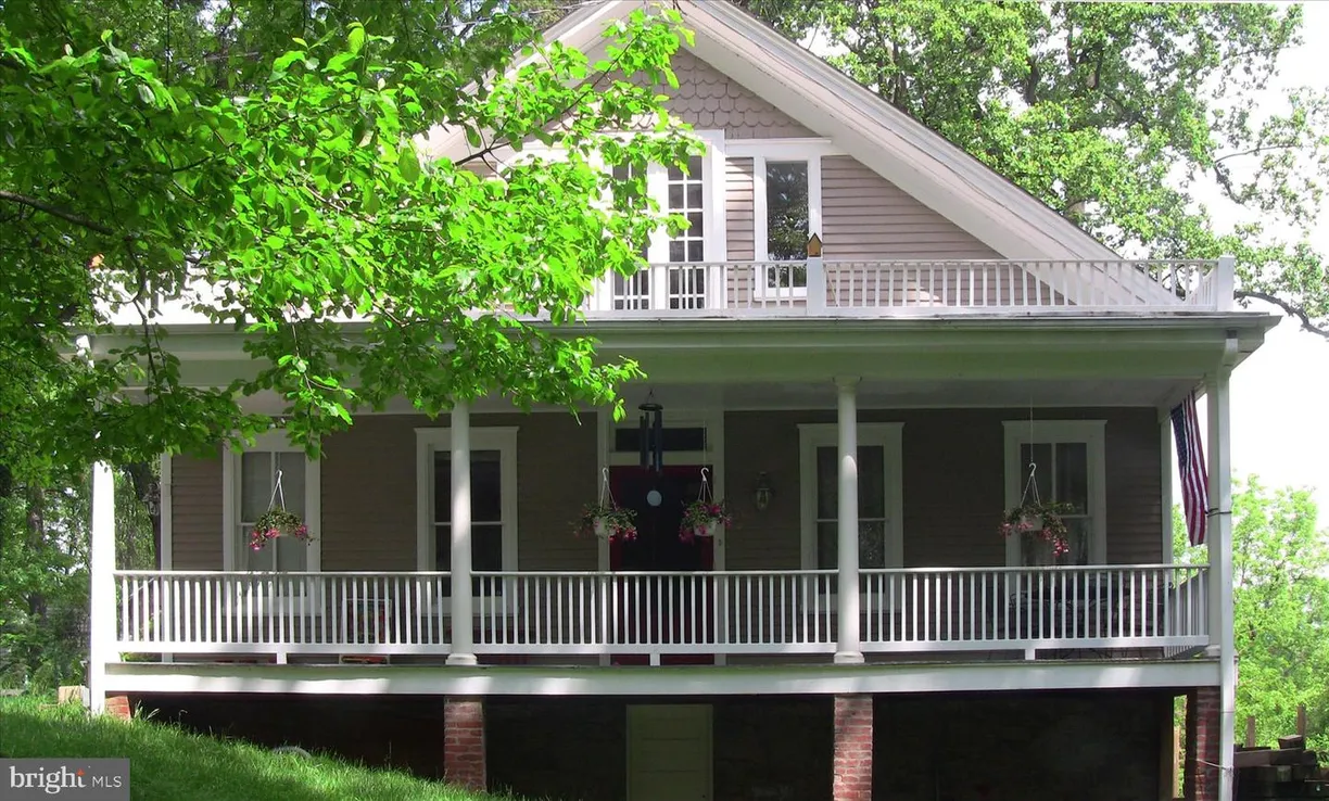 Washington Metro Area Real Estate | View 9819 Capitol View Ave | Listing
