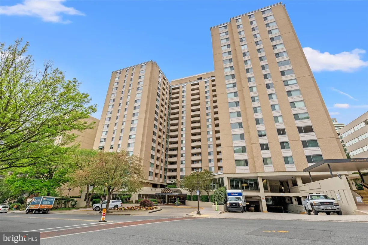 Washington Metro Area Real Estate | View 4601 N Park Ave, 418-t | 2 Beds, 2 Baths