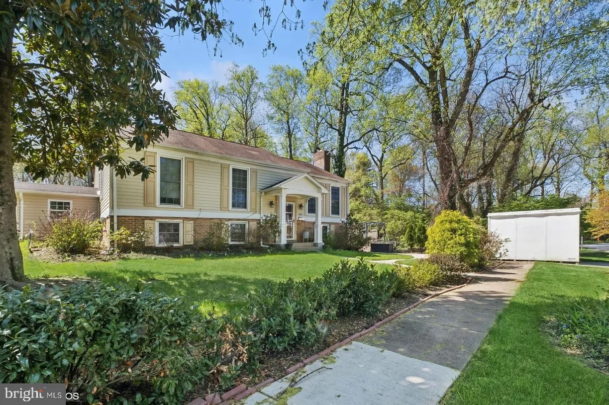 Washington Metro Area Real Estate | View 9905 Fleming Ave | Listing