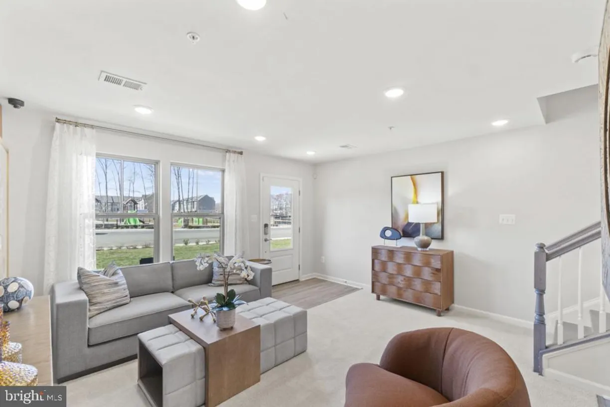 Washington Metro Area Real Estate | View 7010 Woodlands Green Rd | 3 Beds, 3 Baths