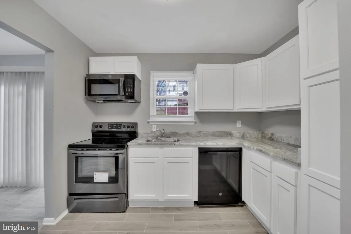 Washington Metro Area Real Estate | View 771 Saint Michaels Dr | 3 Beds, 2 Baths
