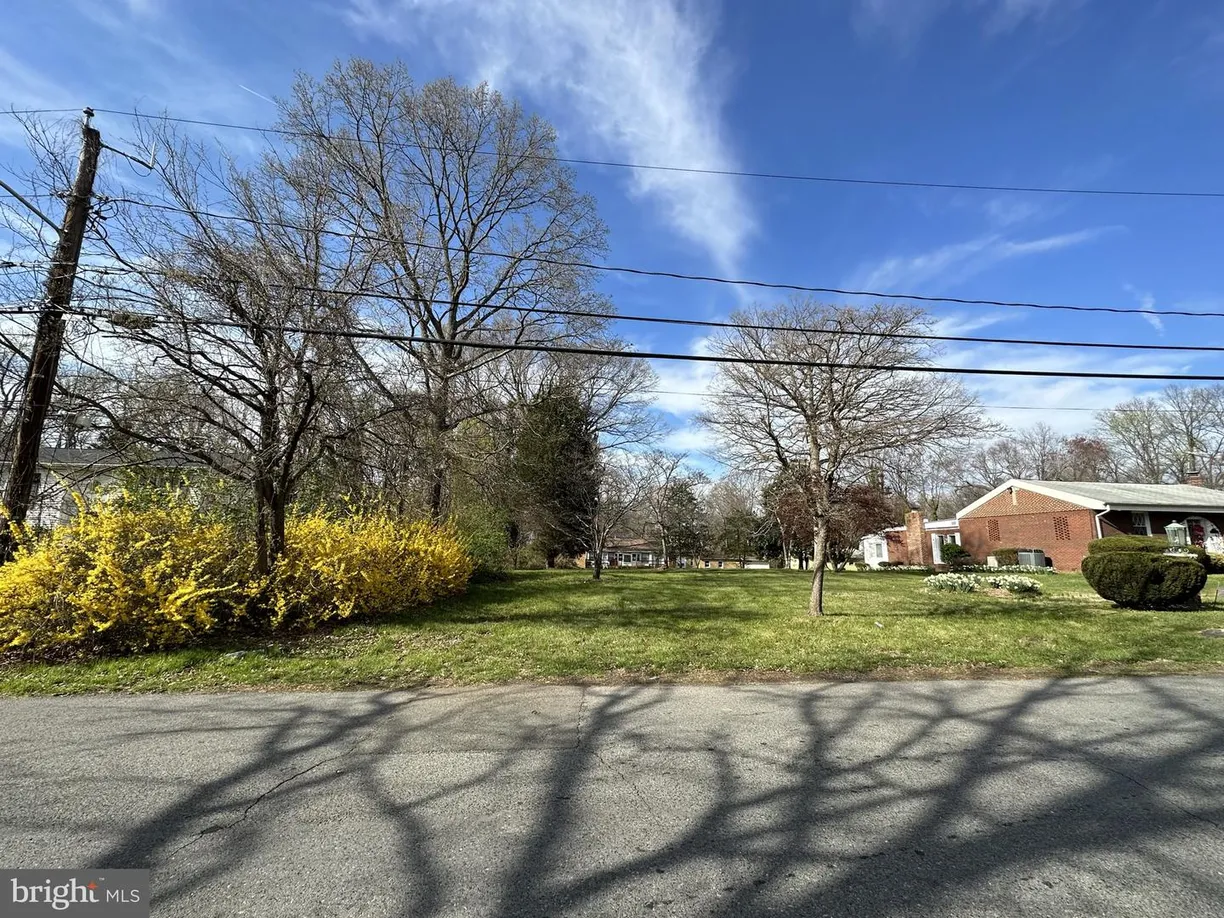 Washington Metro Area Real Estate | View 9934 Elm St
