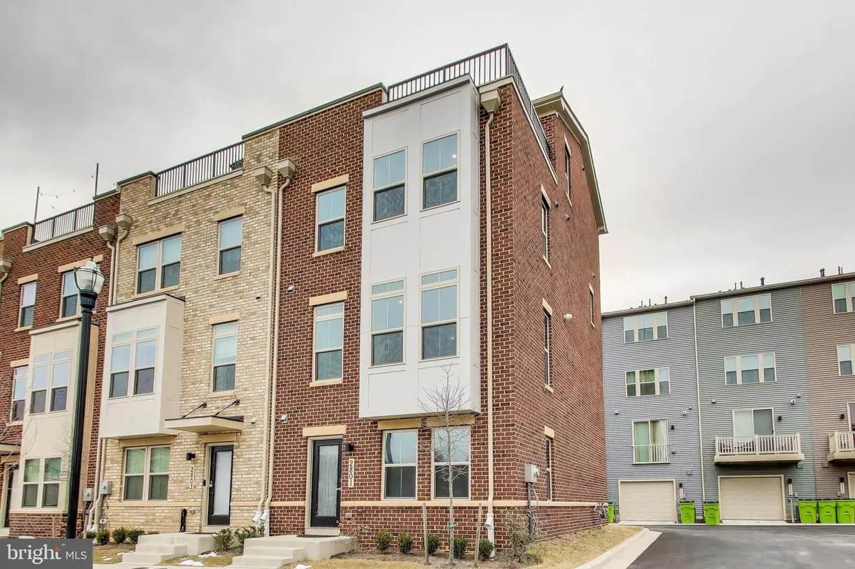 Washington Metro Area Real Estate | View 2801 Battersea Lake Loop | 4 Beds