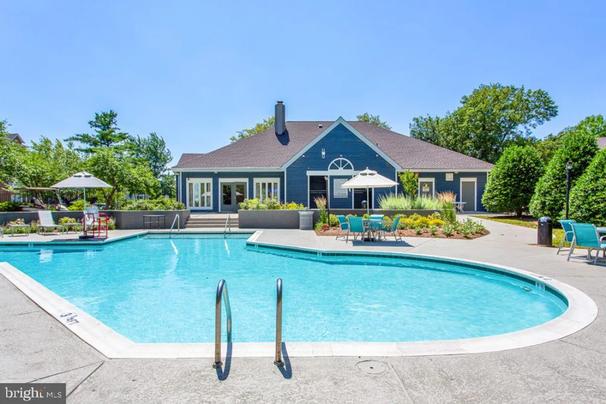Washington Metro Area Real Estate | View 150 Steeple Chase Way, 2bed2bath | 2 Beds