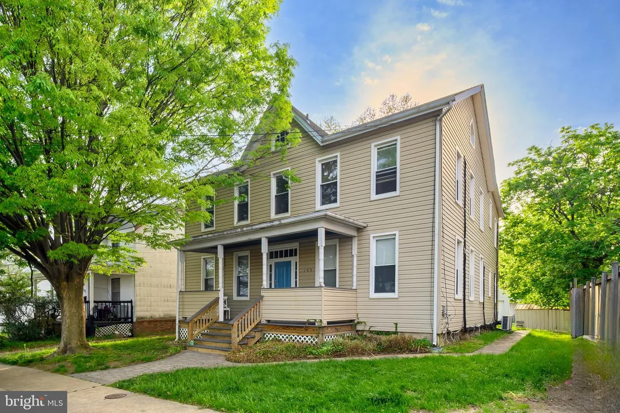 Washington Metro Area Real Estate | View 305 9th St | 8 Beds