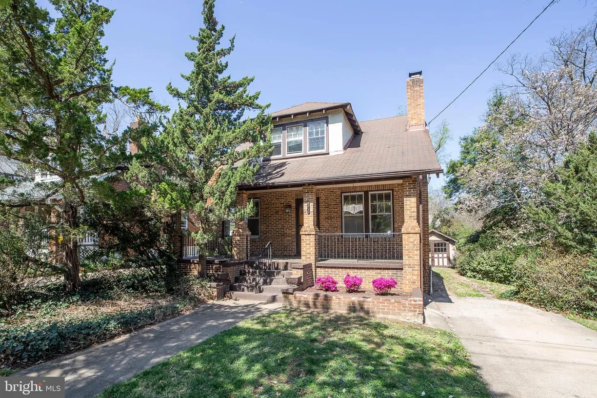 Washington Metro Area Real Estate | View 4216 Sheridan St | 3 Beds, 2 Baths
