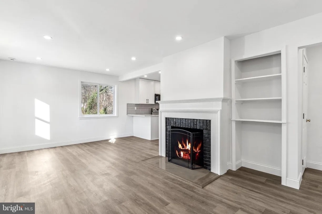 Washington Metro Area Real Estate | View 5207 58th Ave | 3 Beds, 2 Baths