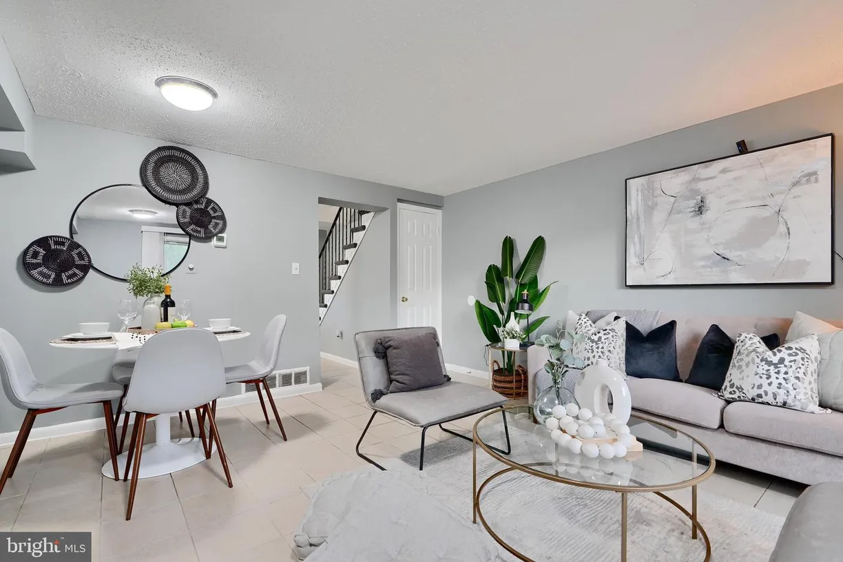 Washington Metro Area Real Estate | View 1860 Dutch Village, r-273 | Listing