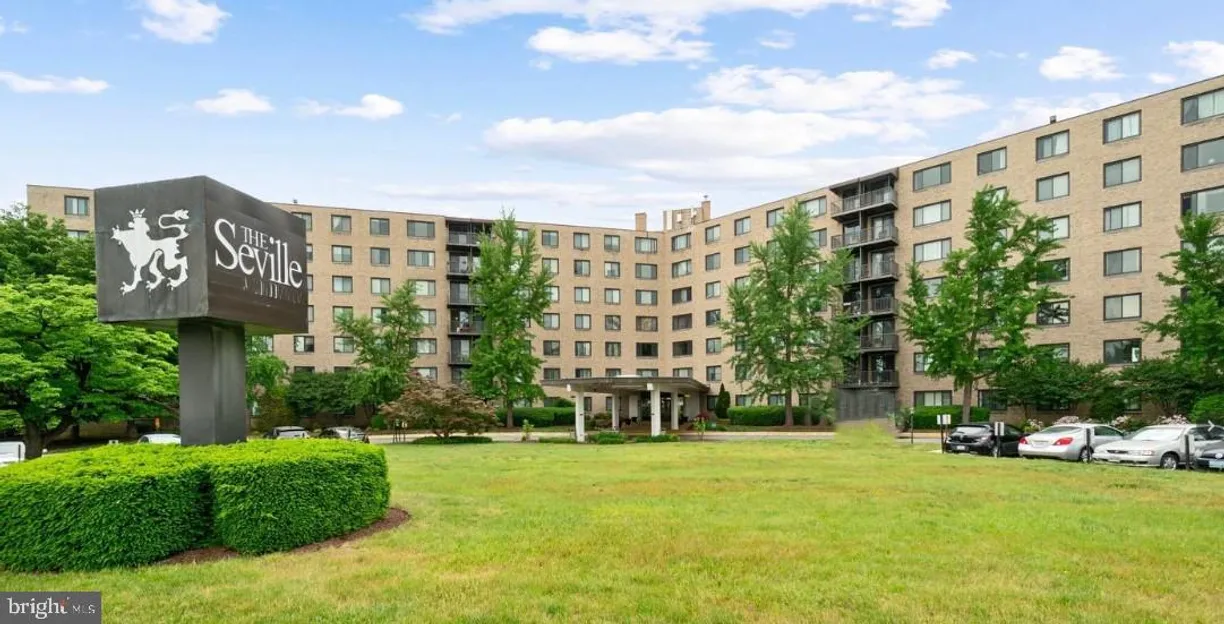 Washington Metro Area Real Estate | View 3450 Toledo Ter, 206 | Listing