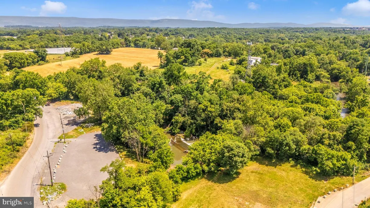 Washington Metro Area Real Estate | View 1221 - Security Rd | Listing