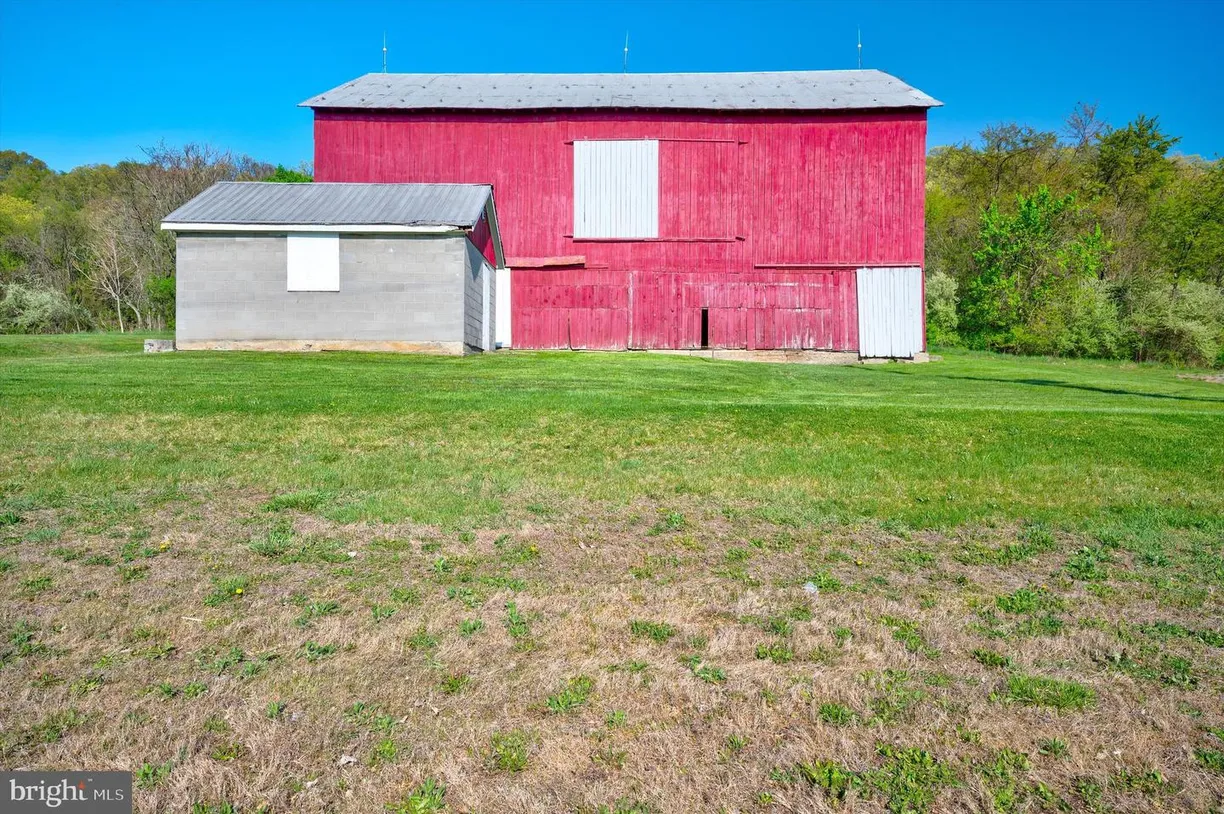 Washington Metro Area Real Estate | View PENNSYLVANIA AVENUE | Listing
