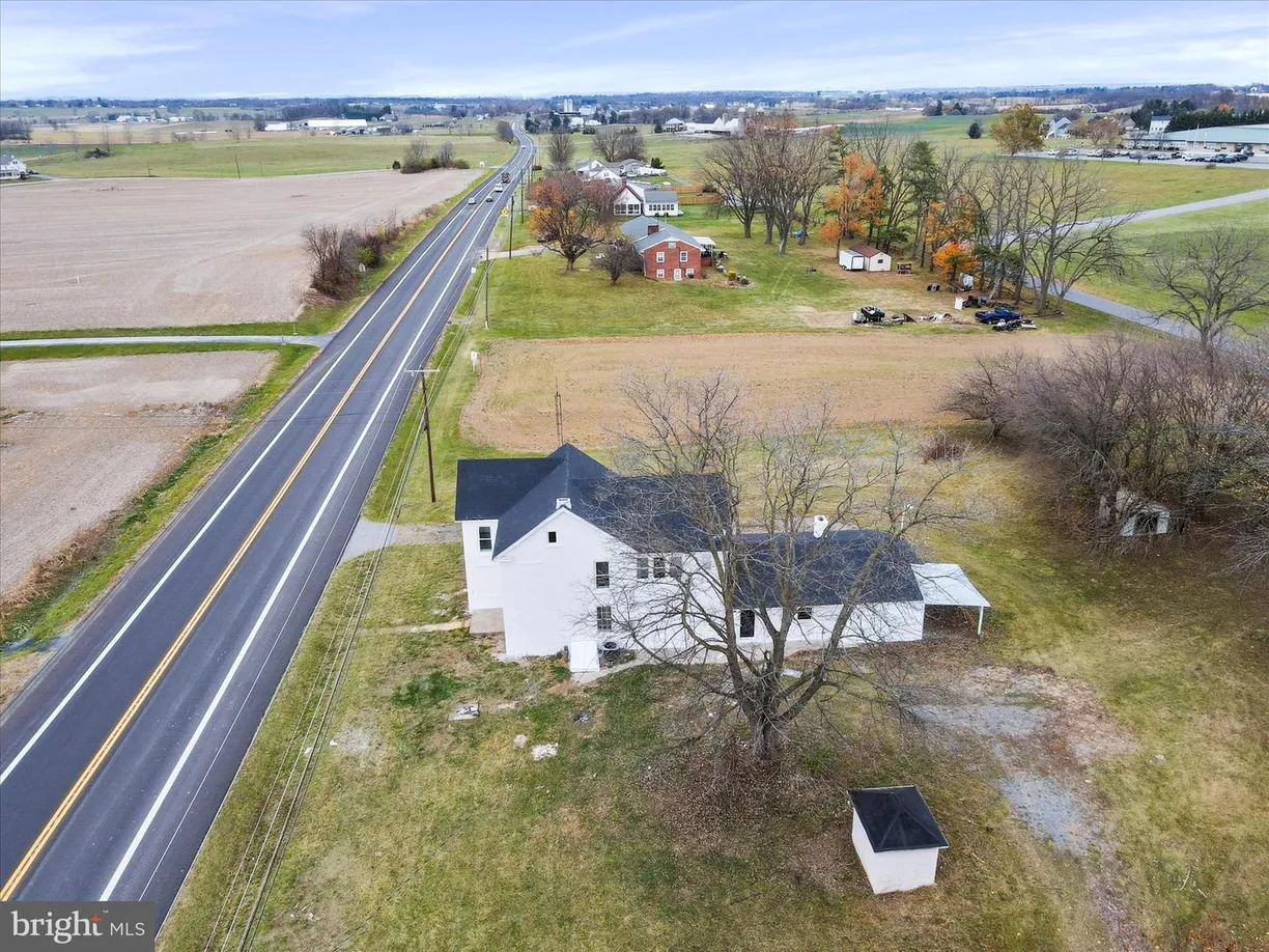 Washington Metro Area Real Estate | View 13327 Cearfoss Pike | 6 Beds, 2 Baths
