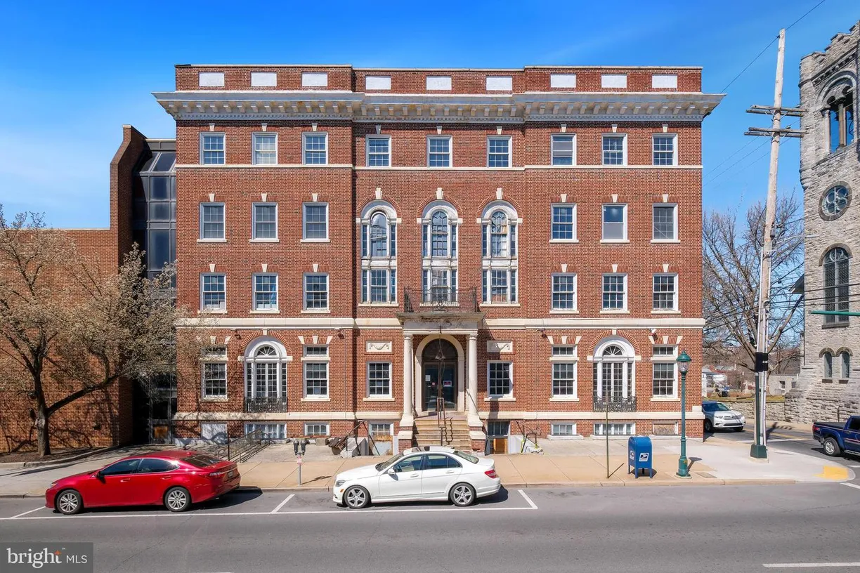 Washington Metro Area Real Estate | View 149 N Potomac St | Listing