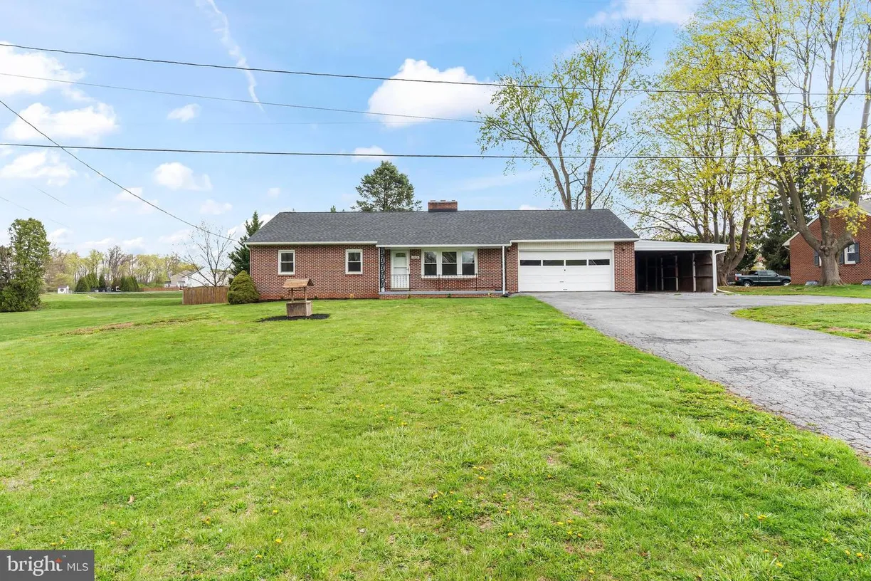 Washington Metro Area Real Estate | View 13031 Salem Ave | 3 Beds, 1 Bath