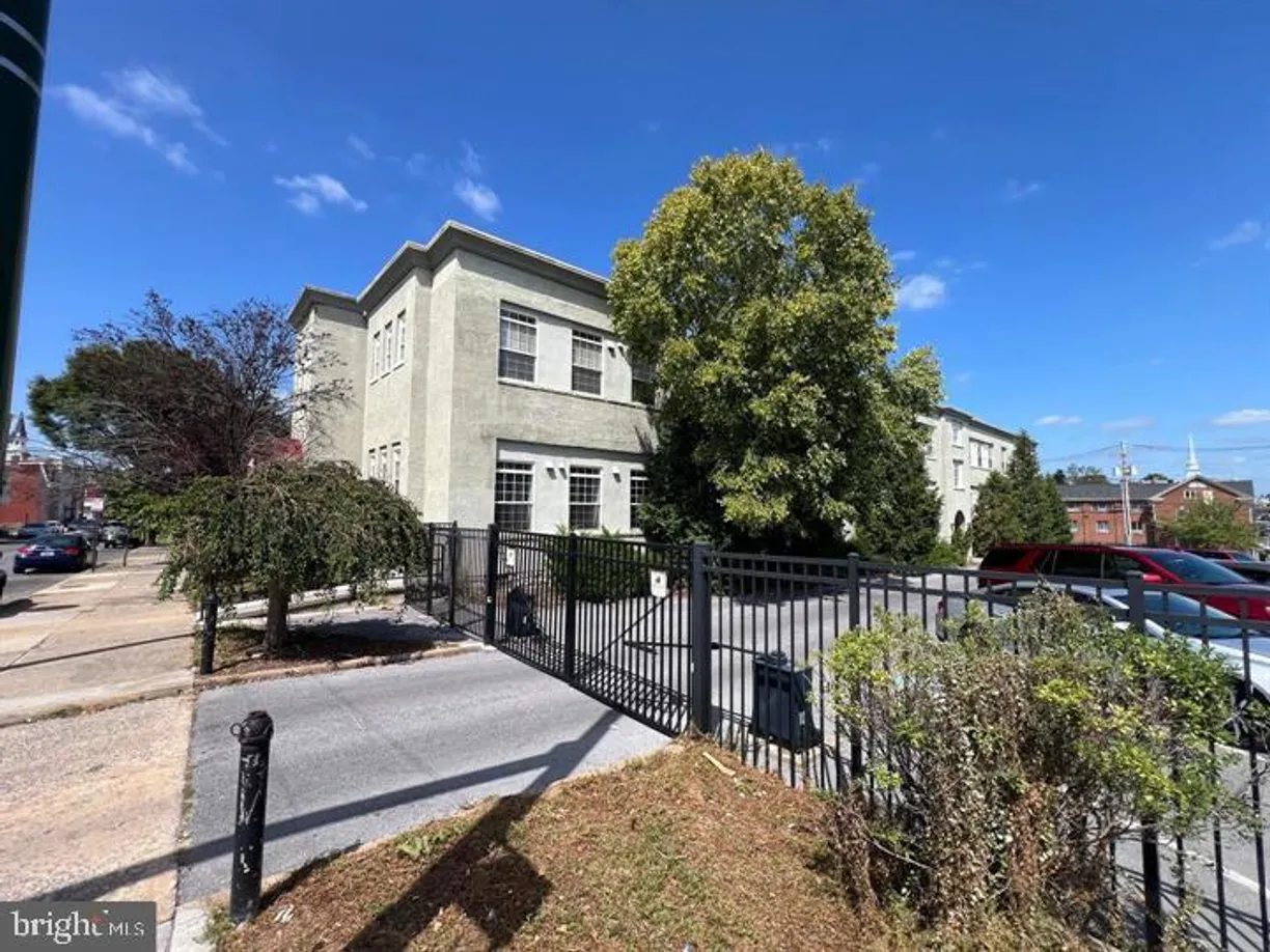 Washington Metro Area Real Estate | View 138 E Antietam St, 103 | Listing