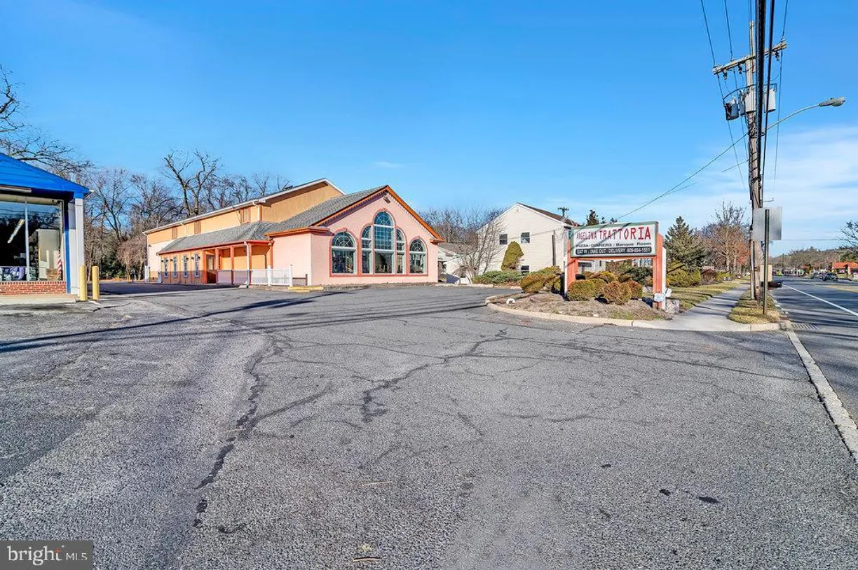 Central NJ/Bucks County, PA Real Estate | View 638- -640 Stokes | Listing