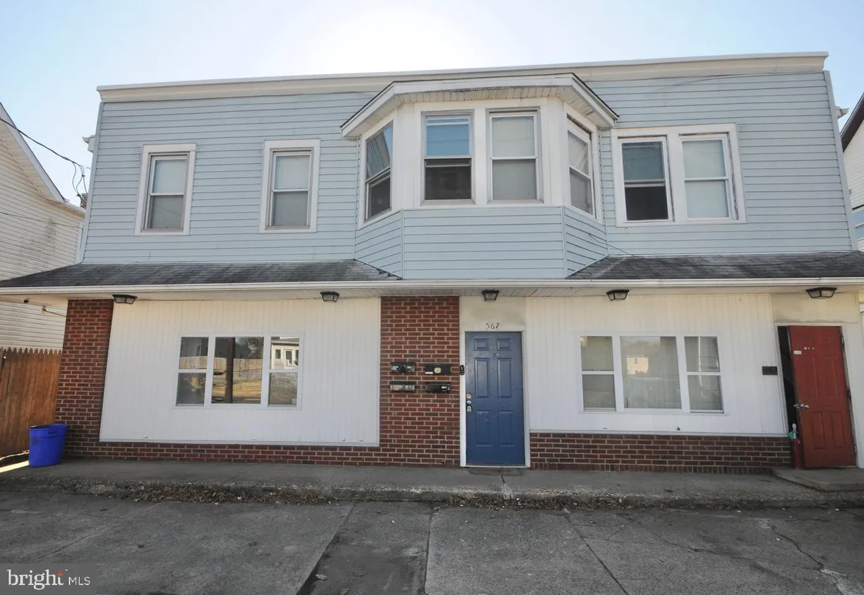 Central NJ/Bucks County, PA Real Estate | View 567 Delaware Ave | 3 Beds