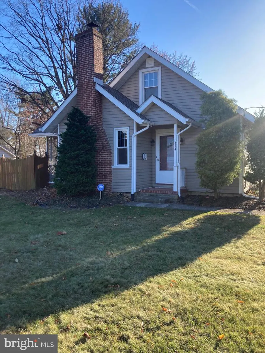 Central NJ/Bucks County, PA Real Estate | View 214 Main St | 3 Beds