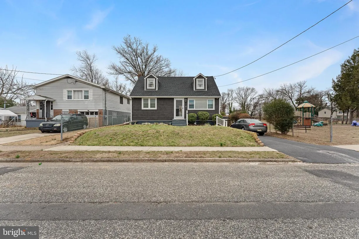 Central NJ/Bucks County, PA Real Estate | View 41 Stewart Ave | 3 Beds, 2 Baths