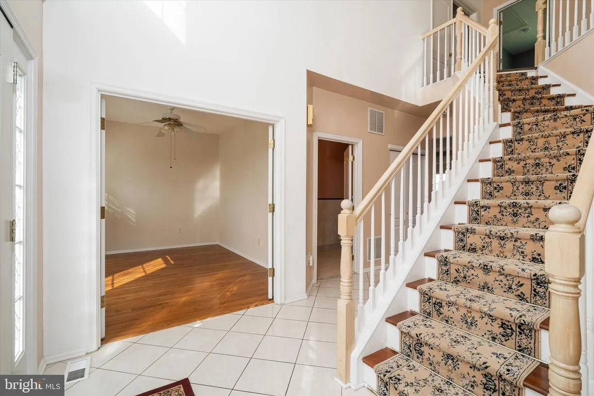 Central NJ/Bucks County, PA Real Estate | View 5 Primrose Dr | Listing
