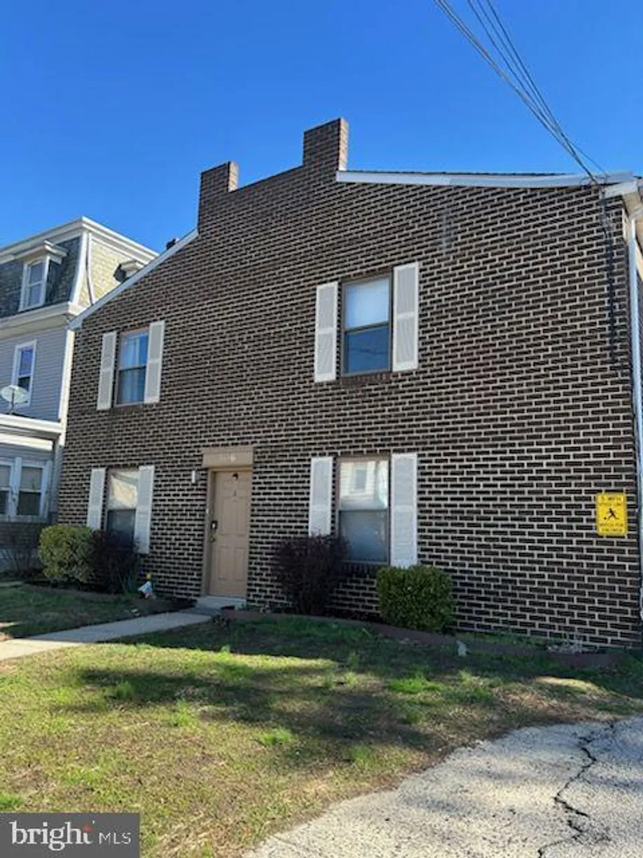 Central NJ/Bucks County, PA Real Estate | View 504-06 Cinnaminson Ave, apartment F | 1 Bed
