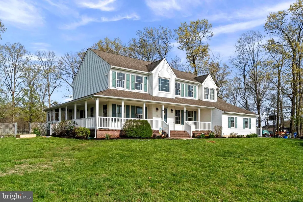 Central NJ/Bucks County, PA Real Estate | View 24 Oriental Rd | 4 Beds, 3 Baths