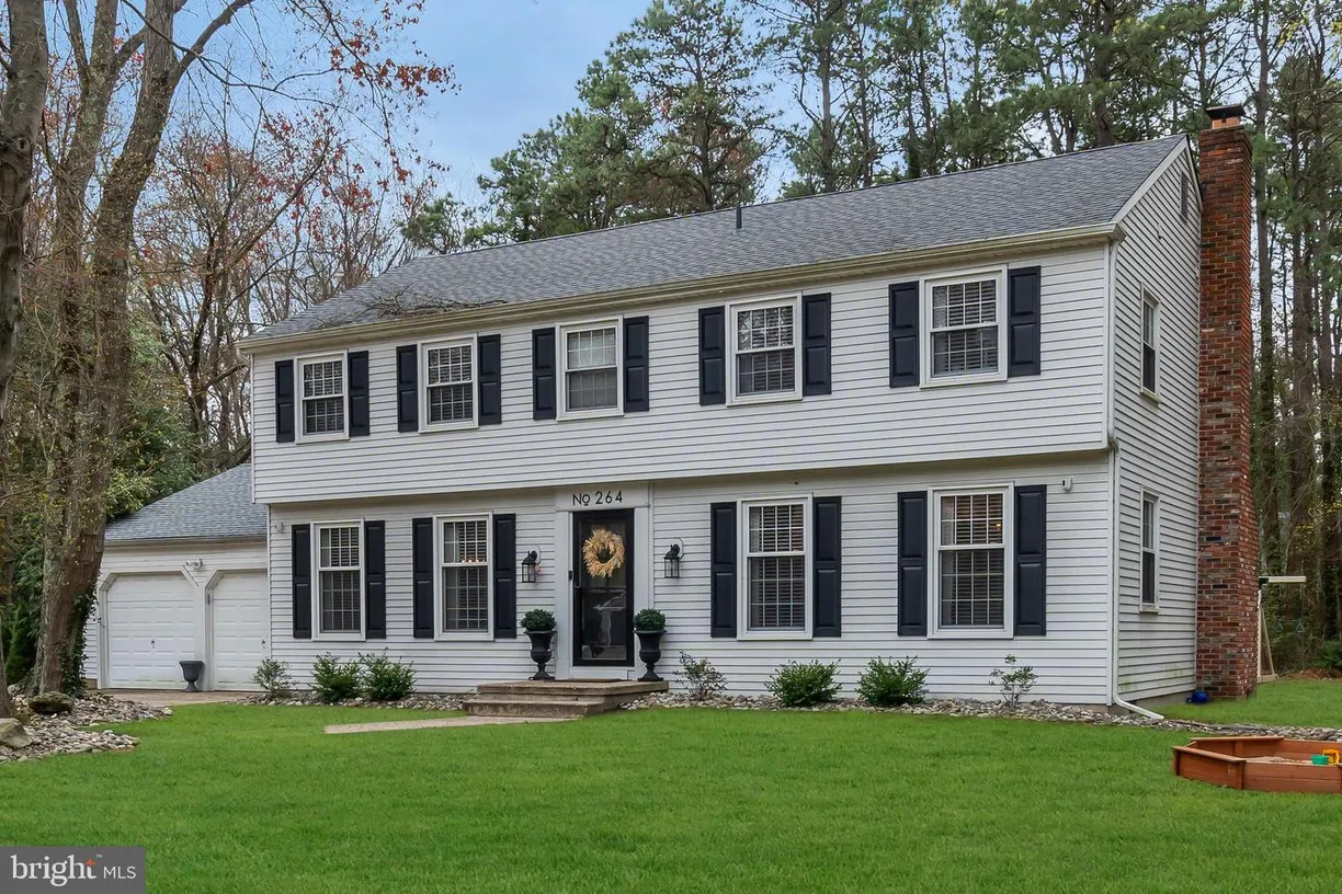 Central NJ/Bucks County, PA Real Estate | View 264 Sunny Jim Dr | 4 Beds, 2 Baths