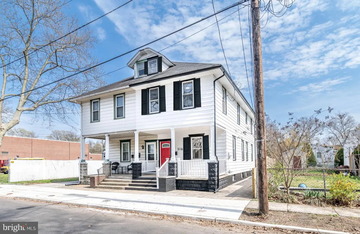 Central NJ/Bucks County, PA Real Estate | View 316 W 4th St | Listing
