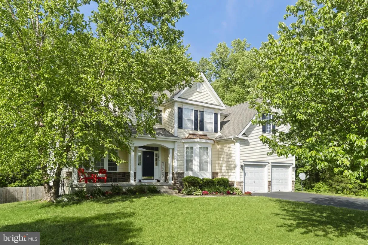 Central NJ/Bucks County, PA Real Estate | View  | Listing