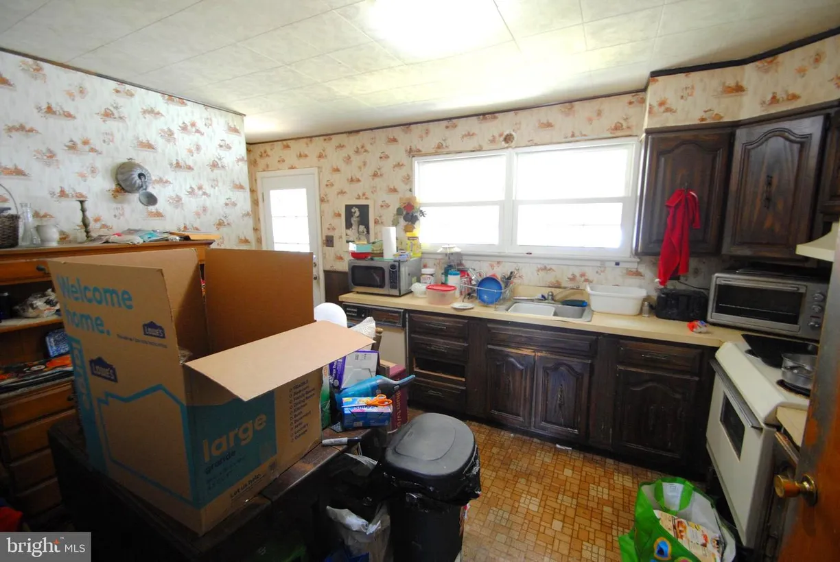 Central NJ/Bucks County, PA Real Estate | View 205 S Garden Blvd | Listing
