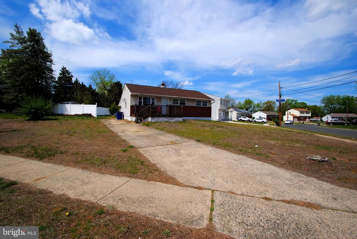Central NJ/Bucks County, PA Real Estate | View 205 S Garden Blvd | Listing