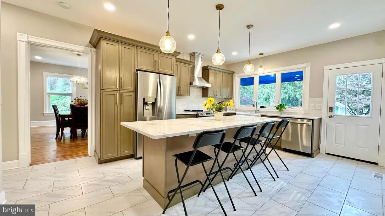 Central NJ/Bucks County, PA Real Estate | View 944 Lawrenceville Rd | 4 Beds, 2 Baths
