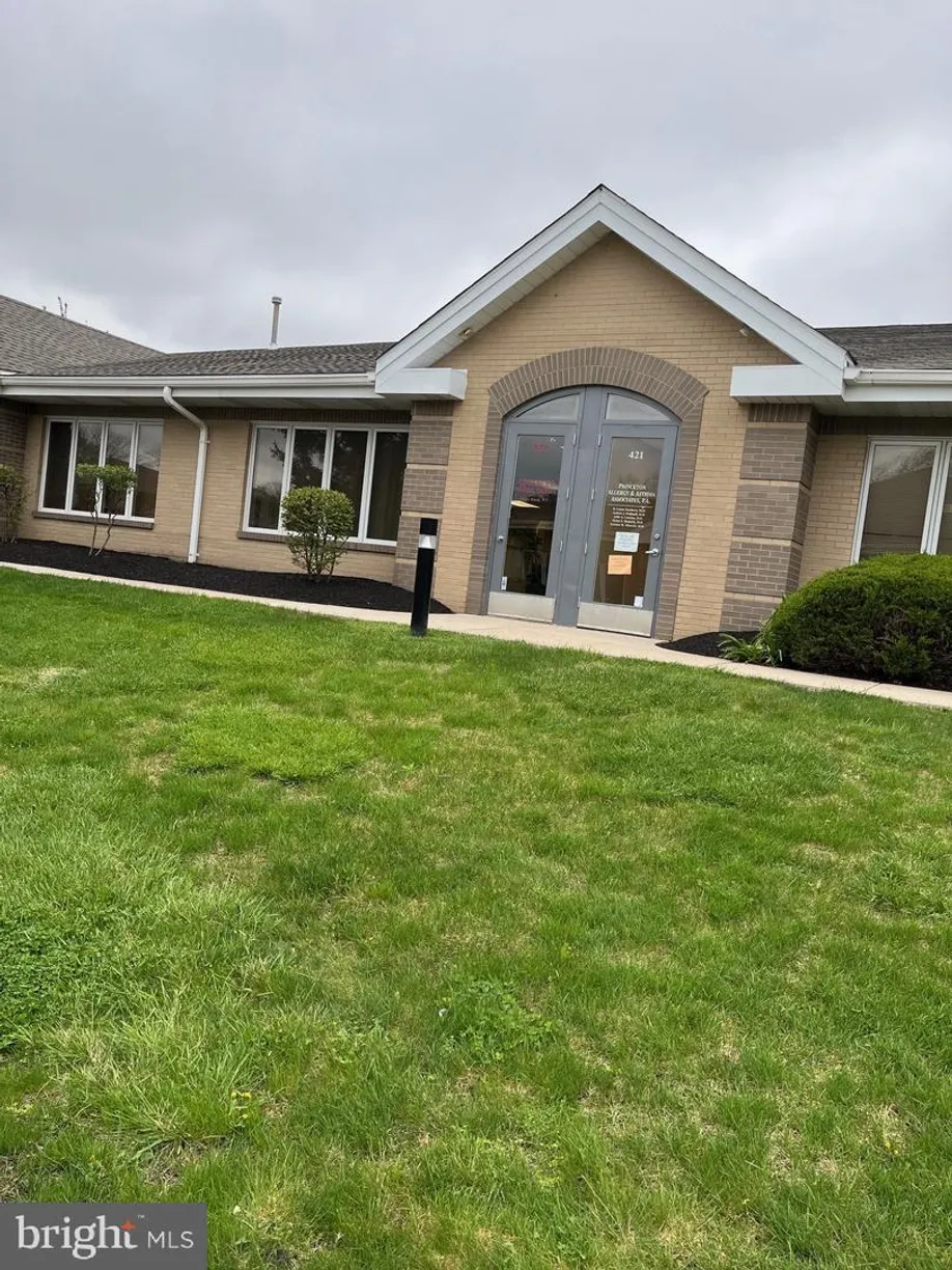 Central NJ/Bucks County, PA Real Estate | View 1245 Whitehorse-mercerville Road, 422 | Listing