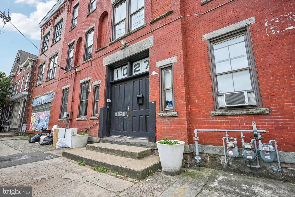 Central NJ/Bucks County, PA Real Estate | View 1027 S Clinton Ave | Listing